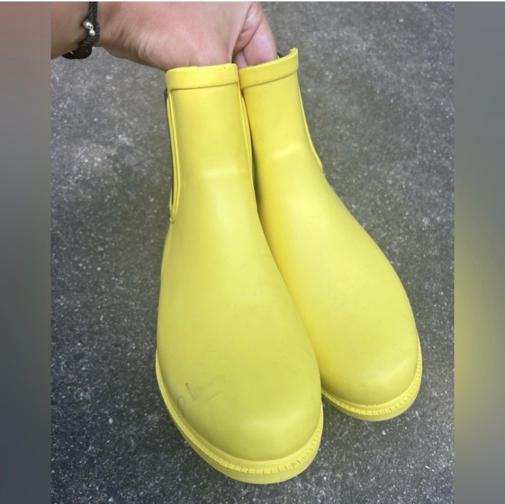J Crew Factory Yellow Chelsea Rain Boots - Picture 8 of 10